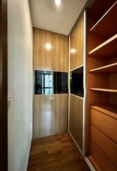 Holland Link (D10), Terrace #498181471